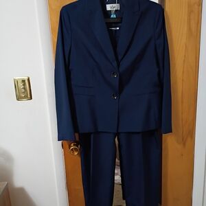Le Suit Navy Blazer and Pants Set